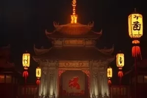 一千次日落影片封面,海平线上的层叠云霞